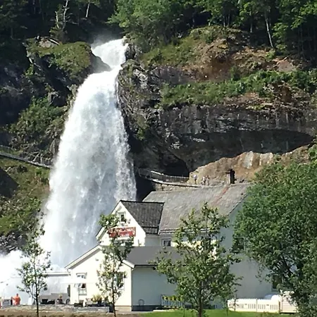 Kvamskogen & Hardanger Holliday Homes Holiday home Norheimsund